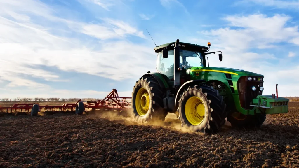 35 Must-Have Small Farm Equipment and Tools for Modern Farming